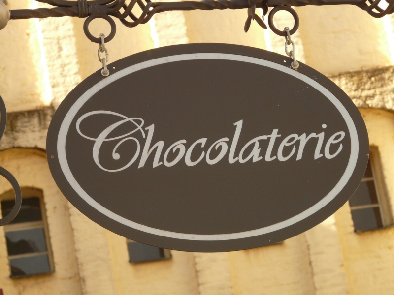 chocolaterie-LE LAVANDOU-min_cafe_shield_chocolaterie_samurai_gasthof_eat-1360721